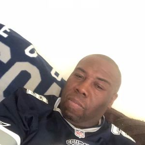 Meet your Posher, Louis